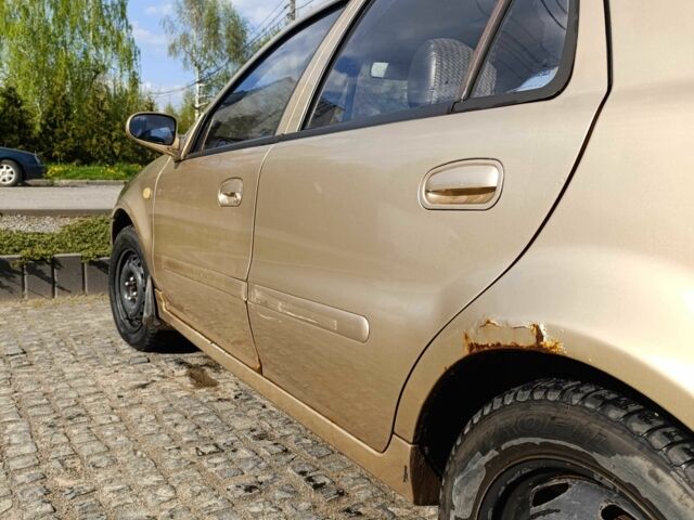 Желтый Джили ЦК, объемом двигателя 1.5 л и пробегом 150 тыс. км за 1700 $, фото 7 на Automoto.ua
