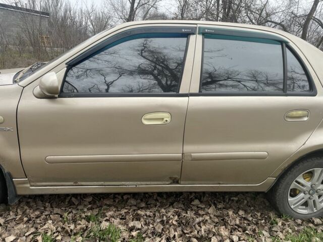 Желтый Джили ЦК, объемом двигателя 1.5 л и пробегом 140 тыс. км за 1500 $, фото 1 на Automoto.ua