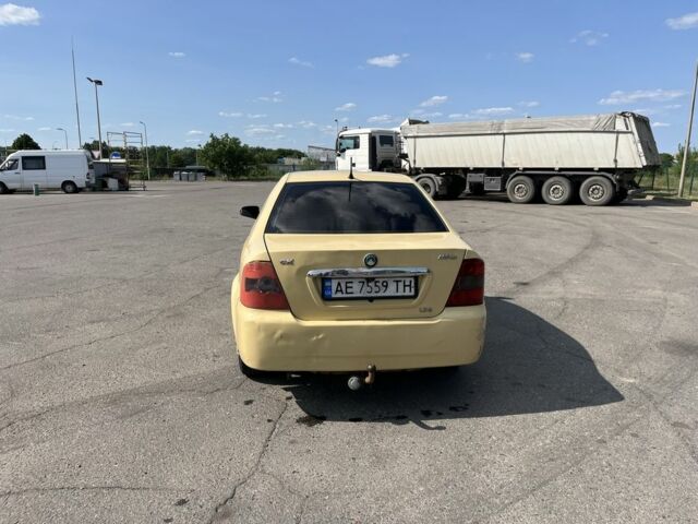 Желтый Джили ЦК, объемом двигателя 1.5 л и пробегом 180 тыс. км за 1300 $, фото 4 на Automoto.ua