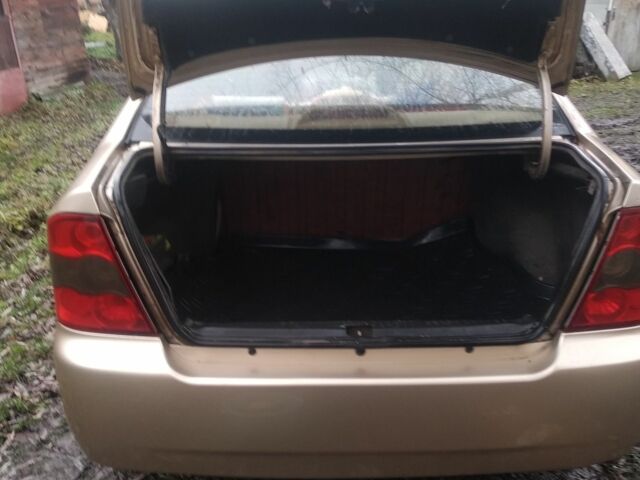 Жовтий Джилі ЦК, об'ємом двигуна 1.5 л та пробігом 345 тис. км за 1750 $, фото 3 на Automoto.ua