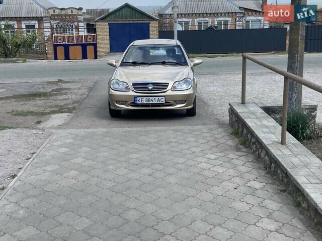 Джилі ЦК 2013 у Дніпро (Дніпропетровську) на Automoto.ua Жовтий Джилі ЦК, об'ємом двигуна 1.5 л та пробігом 200 тис. км за 1800 $, фото 1 на Automoto.ua