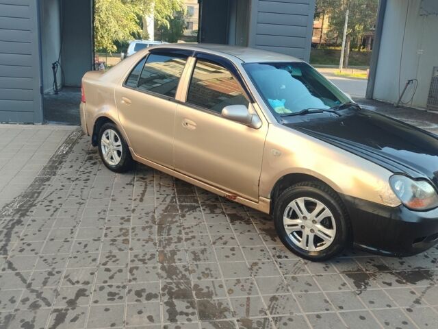 Желтый Джили ЦК, объемом двигателя 1.5 л и пробегом 166 тыс. км за 1299 $, фото 3 на Automoto.ua