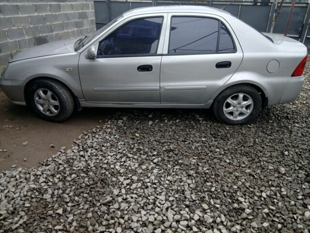 Серый Джили ЦК, объемом двигателя 1.5 л и пробегом 150 тыс. км за 2100 $, фото 2 на Automoto.ua