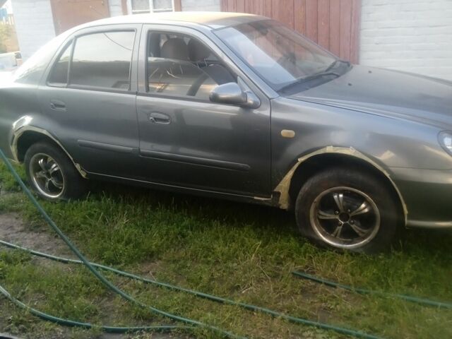 Сірий Джилі ЦК, об'ємом двигуна 1.5 л та пробігом 1 тис. км за 2150 $, фото 3 на Automoto.ua