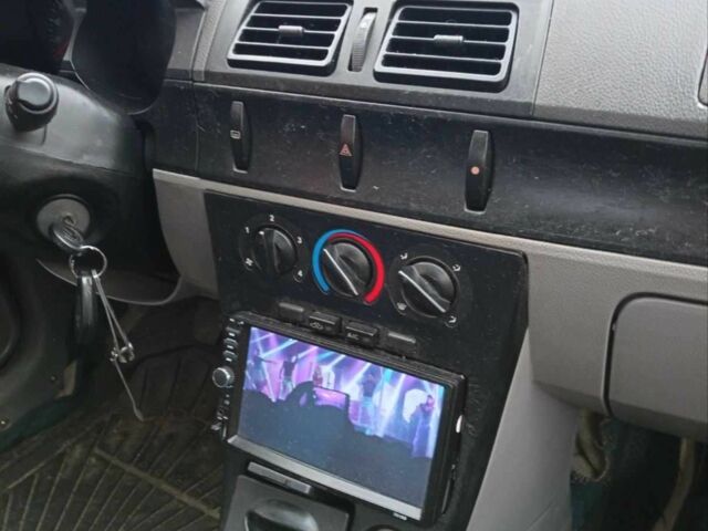 Серый Джили ЦК, объемом двигателя 0 л и пробегом 110 тыс. км за 2144 $, фото 3 на Automoto.ua