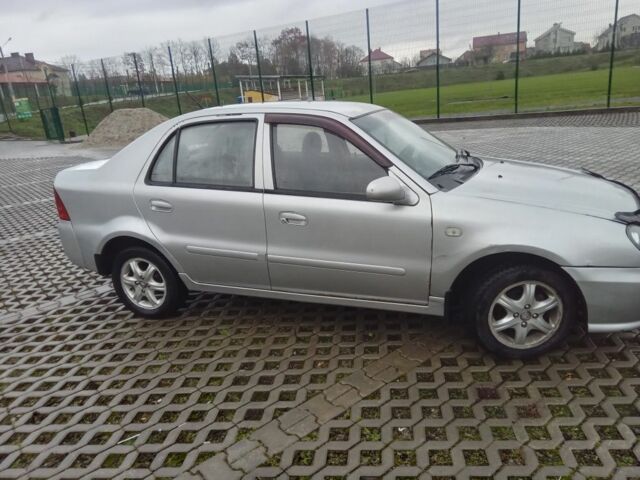 Сірий Джилі ЦК, об'ємом двигуна 1.5 л та пробігом 208 тис. км за 1250 $, фото 3 на Automoto.ua