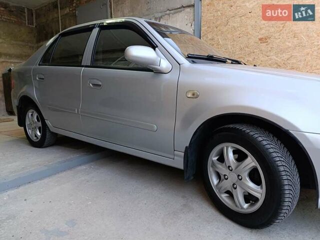 Серый Джили ЦК, объемом двигателя 1.5 л и пробегом 66 тыс. км за 4000 $, фото 2 на Automoto.ua