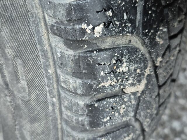 Серый Джили ЦК, объемом двигателя 1.5 л и пробегом 150 тыс. км за 1300 $, фото 17 на Automoto.ua