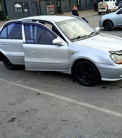 Серый Джили ЦК, объемом двигателя 1.5 л и пробегом 285 тыс. км за 2200 $, фото 4 на Automoto.ua