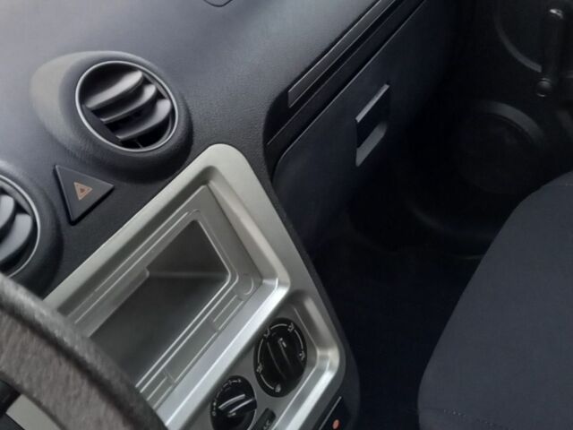 Серый Джили ЦК, объемом двигателя 1.5 л и пробегом 1 тыс. км за 4500 $, фото 21 на Automoto.ua