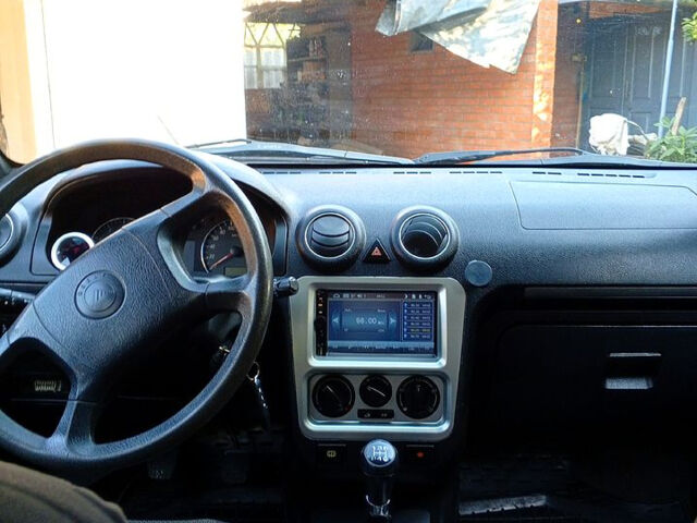 Серый Джили ЦК, объемом двигателя 1.5 л и пробегом 118 тыс. км за 2500 $, фото 10 на Automoto.ua