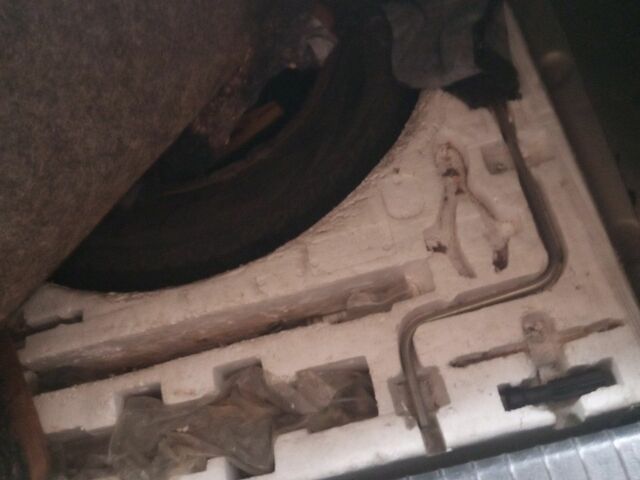 Серый Джили ЦК, объемом двигателя 1.6 л и пробегом 158 тыс. км за 1200 $, фото 6 на Automoto.ua