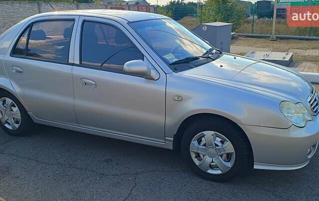 Сірий Джилі ЦК, об'ємом двигуна 1.5 л та пробігом 69 тис. км за 2800 $, фото 2 на Automoto.ua