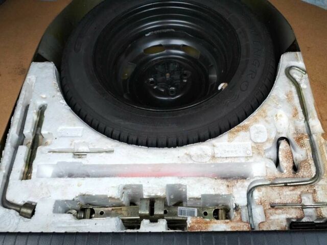 Серый Джили ЦК, объемом двигателя 1.5 л и пробегом 86 тыс. км за 3300 $, фото 13 на Automoto.ua