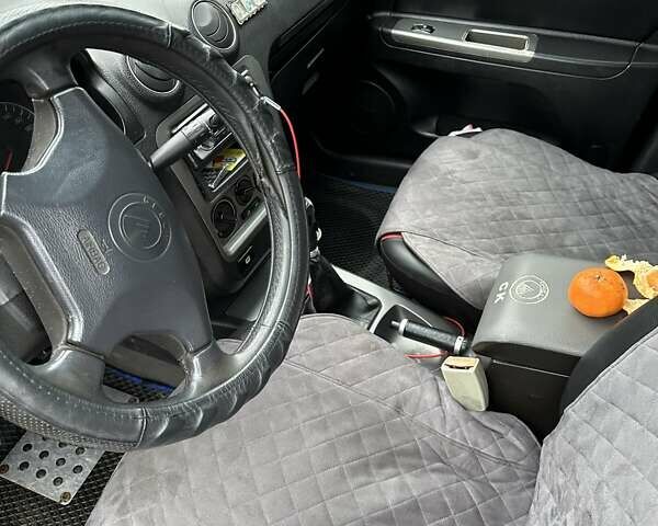 Серый Джили ЦК, объемом двигателя 1.5 л и пробегом 222 тыс. км за 1900 $, фото 4 на Automoto.ua