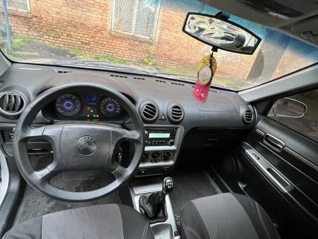 Джилі ЦК 2012 у Кривому Розі на Automoto.ua Сірий Джилі ЦК, об'ємом двигуна 1.5 л та пробігом 125 тис. км за 2500 $, фото 5 на Automoto.ua