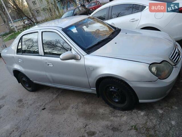 Серый Джили ЦК, объемом двигателя 1.5 л и пробегом 200 тыс. км за 1000 $, фото 1 на Automoto.ua