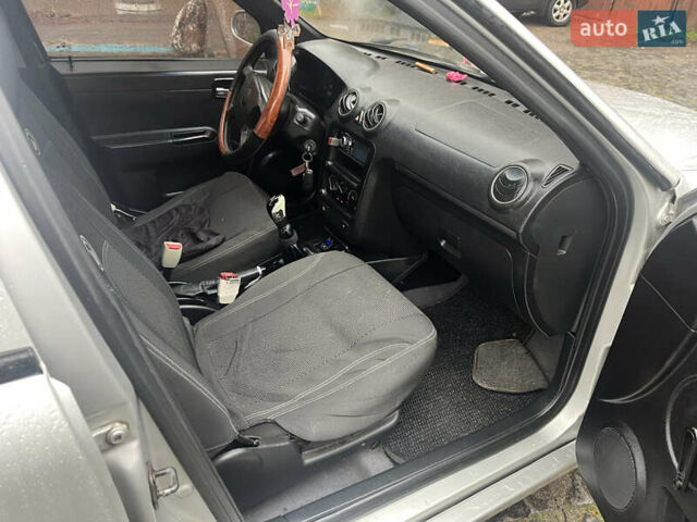 Сірий Джилі ЦК, об'ємом двигуна 1.5 л та пробігом 77 тис. км за 2200 $, фото 3 на Automoto.ua