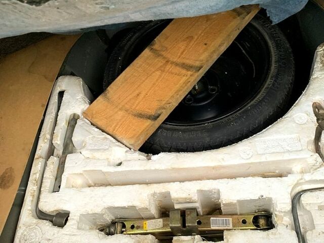 Сірий Джилі ЦК, об'ємом двигуна 1.5 л та пробігом 82 тис. км за 2400 $, фото 11 на Automoto.ua