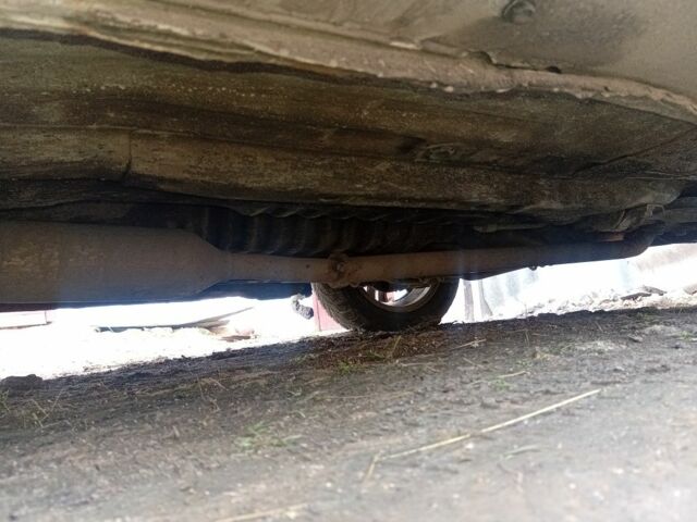 Сірий Джилі ЦК, об'ємом двигуна 1.5 л та пробігом 69 тис. км за 1400 $, фото 9 на Automoto.ua