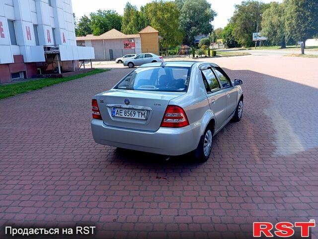 Сірий Джилі ЦК, об'ємом двигуна 1.5 л та пробігом 0 тис. км за 2000 $, фото 2 на Automoto.ua