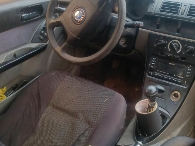 Синий Джили ЦК, объемом двигателя 0 л и пробегом 111 тыс. км за 600 $, фото 3 на Automoto.ua