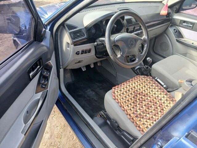 Синий Джили ЦК, объемом двигателя 1.5 л и пробегом 220 тыс. км за 1000 $, фото 2 на Automoto.ua