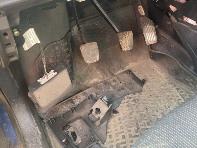 Синий Джили ЦК, объемом двигателя 1.5 л и пробегом 187 тыс. км за 1000 $, фото 10 на Automoto.ua