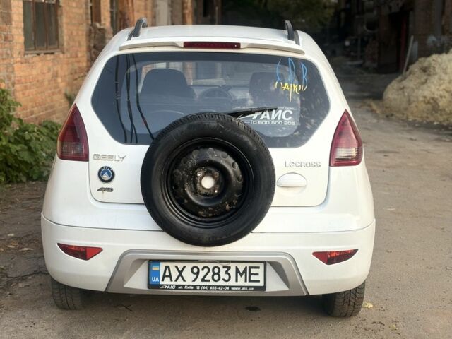 Джили Другая 2013 в Харькове на Automoto.ua Белый Джили Другая, объемом двигателя 1.3 л и пробегом 113 тыс. км за 2250 $, фото 6 на Automoto.ua