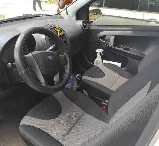 Белый Джили Другая, объемом двигателя 1.2 л и пробегом 101 тыс. км за 2395 $, фото 3 на Automoto.ua