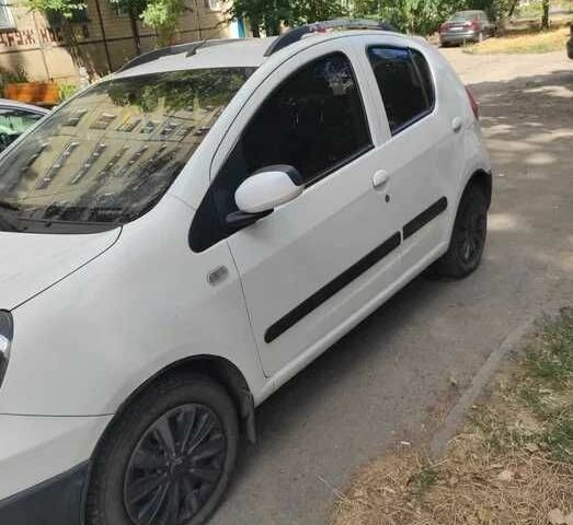 Белый Джили Другая, объемом двигателя 1.2 л и пробегом 101 тыс. км за 2395 $, фото 4 на Automoto.ua