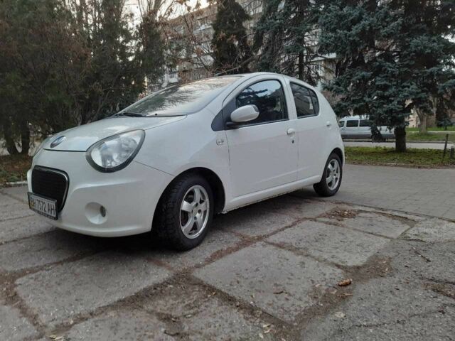 Белый Джили Другая, объемом двигателя 1.3 л и пробегом 120 тыс. км за 2800 $, фото 1 на Automoto.ua