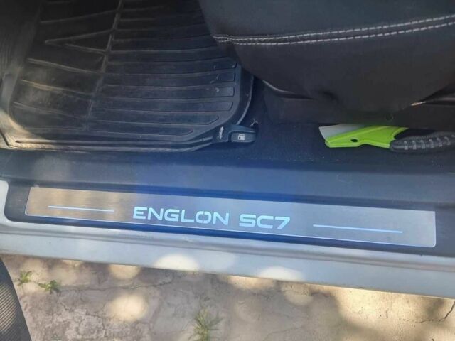 Джили Другая 2012 в Днепре (Днепропетровске) на Automoto.ua Белый Джили Другая, объемом двигателя 1.8 л и пробегом 215 тыс. км за 3700 $, фото 4 на Automoto.ua