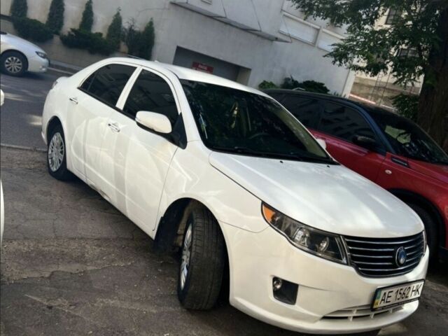 Белый Джили Другая, объемом двигателя 1.5 л и пробегом 126 тыс. км за 4500 $, фото 2 на Automoto.ua