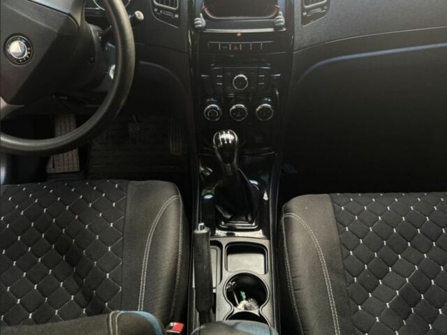 Белый Джили Другая, объемом двигателя 1.5 л и пробегом 126 тыс. км за 4500 $, фото 5 на Automoto.ua