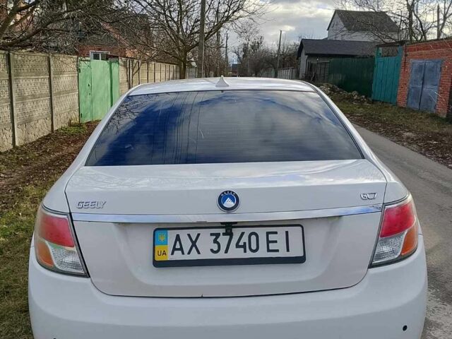 Білий Джилі Інша, об'ємом двигуна 1.5 л та пробігом 196 тис. км за 3800 $, фото 6 на Automoto.ua