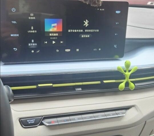 Белый Джили Другая, объемом двигателя 0 л и пробегом 28 тыс. км за 11500 $, фото 6 на Automoto.ua