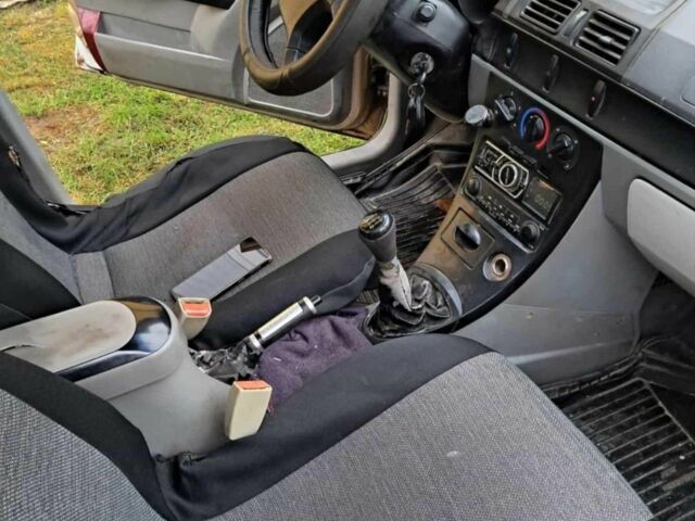 Бежевий Джилі Інша, об'ємом двигуна 0 л та пробігом 200 тис. км за 850 $, фото 3 на Automoto.ua