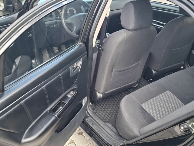 Джилі Інша 2012 у Тернополі на Automoto.ua Чорний Джилі Інша, об'ємом двигуна 1.8 л та пробігом 107 тис. км за 3700 $, фото 6 на Automoto.ua