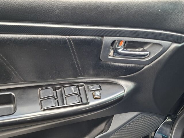 Джилі Інша 2012 у Тернополі на Automoto.ua Чорний Джилі Інша, об'ємом двигуна 1.8 л та пробігом 107 тис. км за 3700 $, фото 9 на Automoto.ua