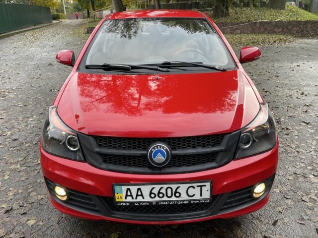 Джилі Інша 2015 у Києві на Automoto.ua Червоний Джилі Інша, об'ємом двигуна 1.5 л та пробігом 94 тис. км за 3850 $, фото 1 на Automoto.ua