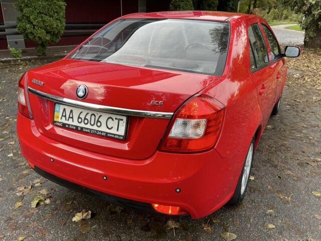 Джилі Інша 2015 у Києві на Automoto.ua Червоний Джилі Інша, об'ємом двигуна 1.5 л та пробігом 94 тис. км за 3850 $, фото 8 на Automoto.ua