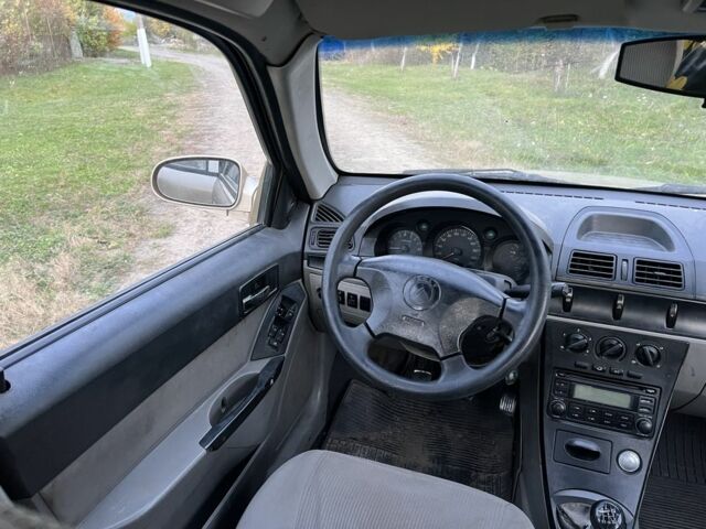 Желтый Джили Другая, объемом двигателя 1.5 л и пробегом 220 тыс. км за 900 $, фото 13 на Automoto.ua