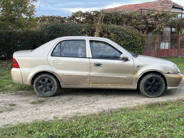 Желтый Джили Другая, объемом двигателя 1.5 л и пробегом 220 тыс. км за 900 $, фото 4 на Automoto.ua