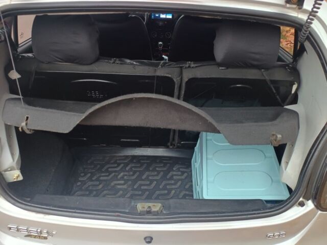 Серый Джили Другая, объемом двигателя 1.3 л и пробегом 72 тыс. км за 2500 $, фото 7 на Automoto.ua