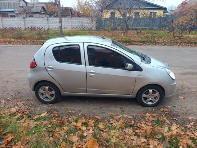 Серый Джили Другая, объемом двигателя 1.3 л и пробегом 72 тыс. км за 2500 $, фото 2 на Automoto.ua