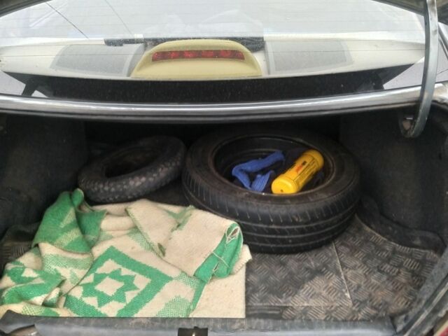 Серый Джили Другая, объемом двигателя 1.5 л и пробегом 130 тыс. км за 2135 $, фото 3 на Automoto.ua