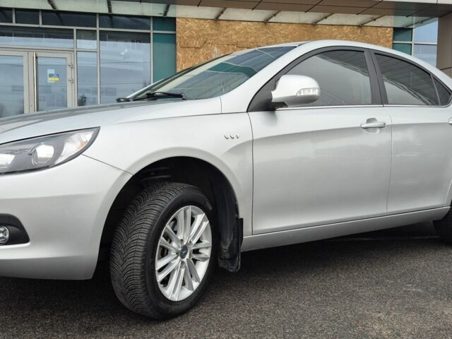 Серый Джили Другая, объемом двигателя 1.5 л и пробегом 28 тыс. км за 7400 $, фото 3 на Automoto.ua