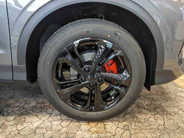 Серый Джили Другая, объемом двигателя 1.5 л и пробегом 1 тыс. км за 21456 $, фото 5 на Automoto.ua