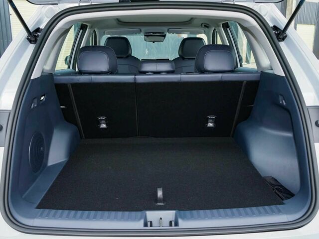 Сірий Джилі Інша, об'ємом двигуна 0 л та пробігом 1 тис. км за 23298 $, фото 22 на Automoto.ua